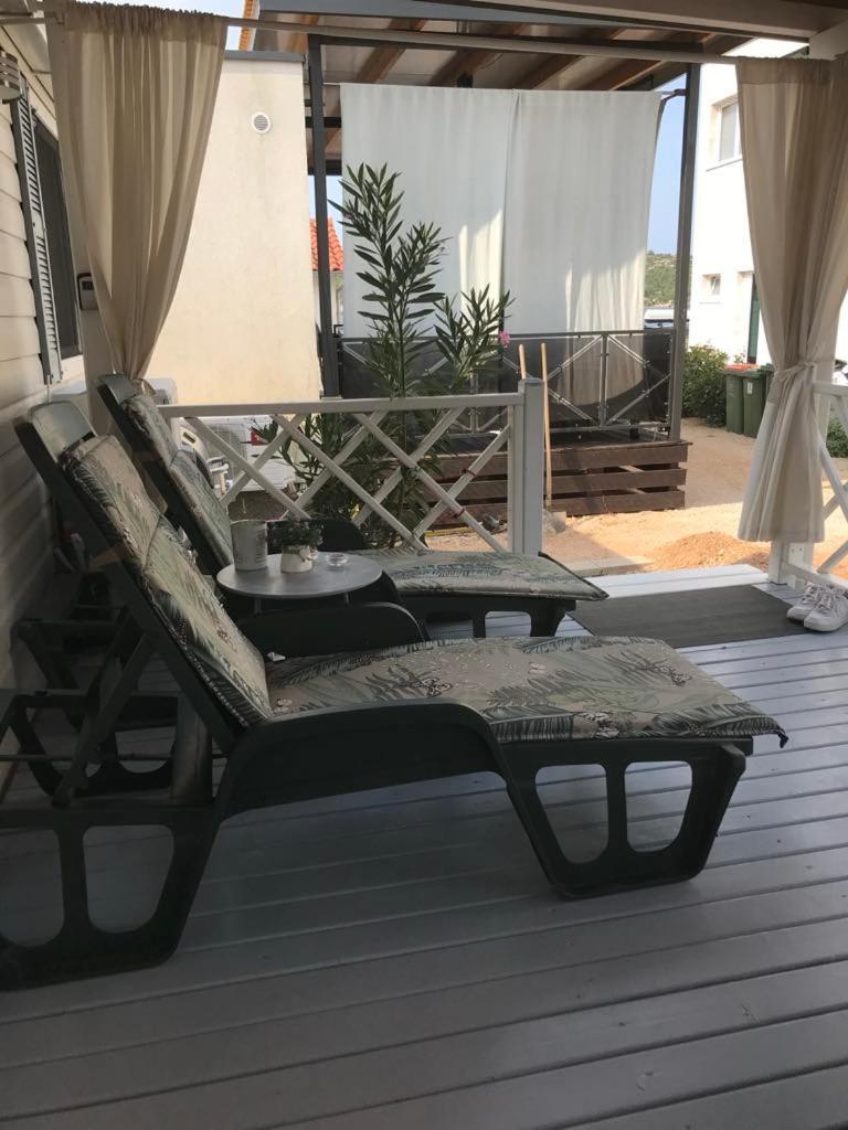 Apartman As Pirovac Bagian luar foto